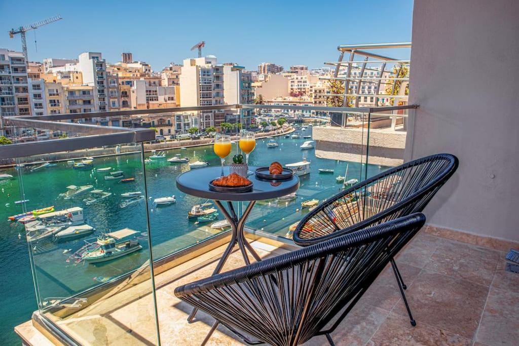 Stylish Seafront Spinola Apartment Saint Julian's Εξωτερικό φωτογραφία